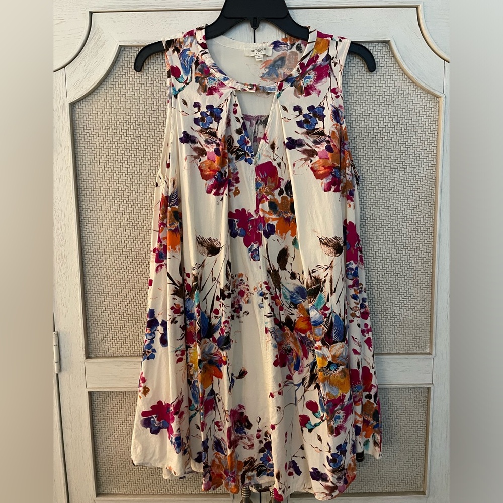 ⭐️SALE- Umgee Sleeveless Tunic Top